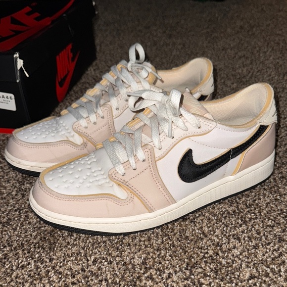 Jordan 1 Retro Low OG EX(Coconut Milk) size 9.5